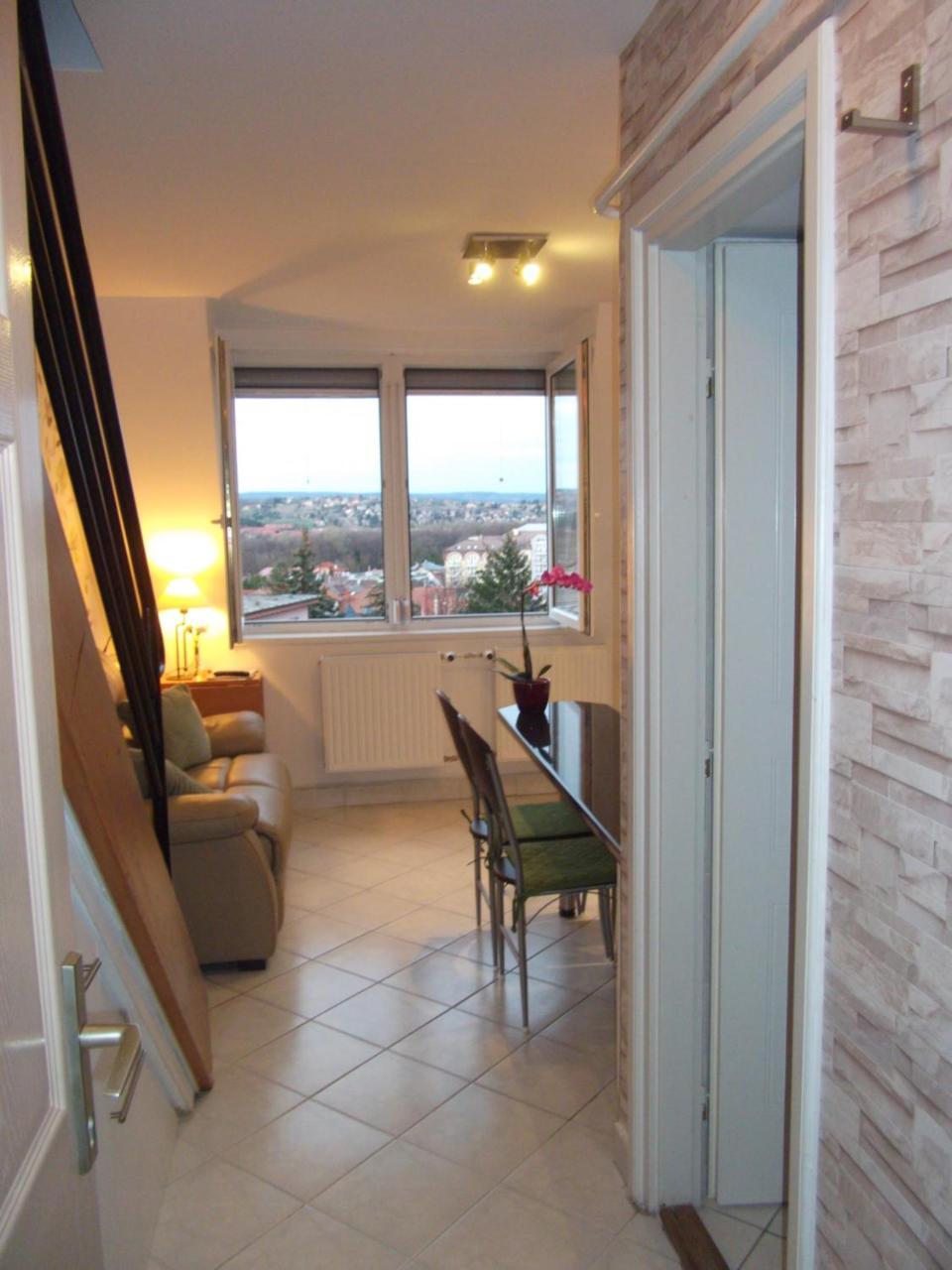 Rozsa Apartman Apartment Heviz Exterior photo